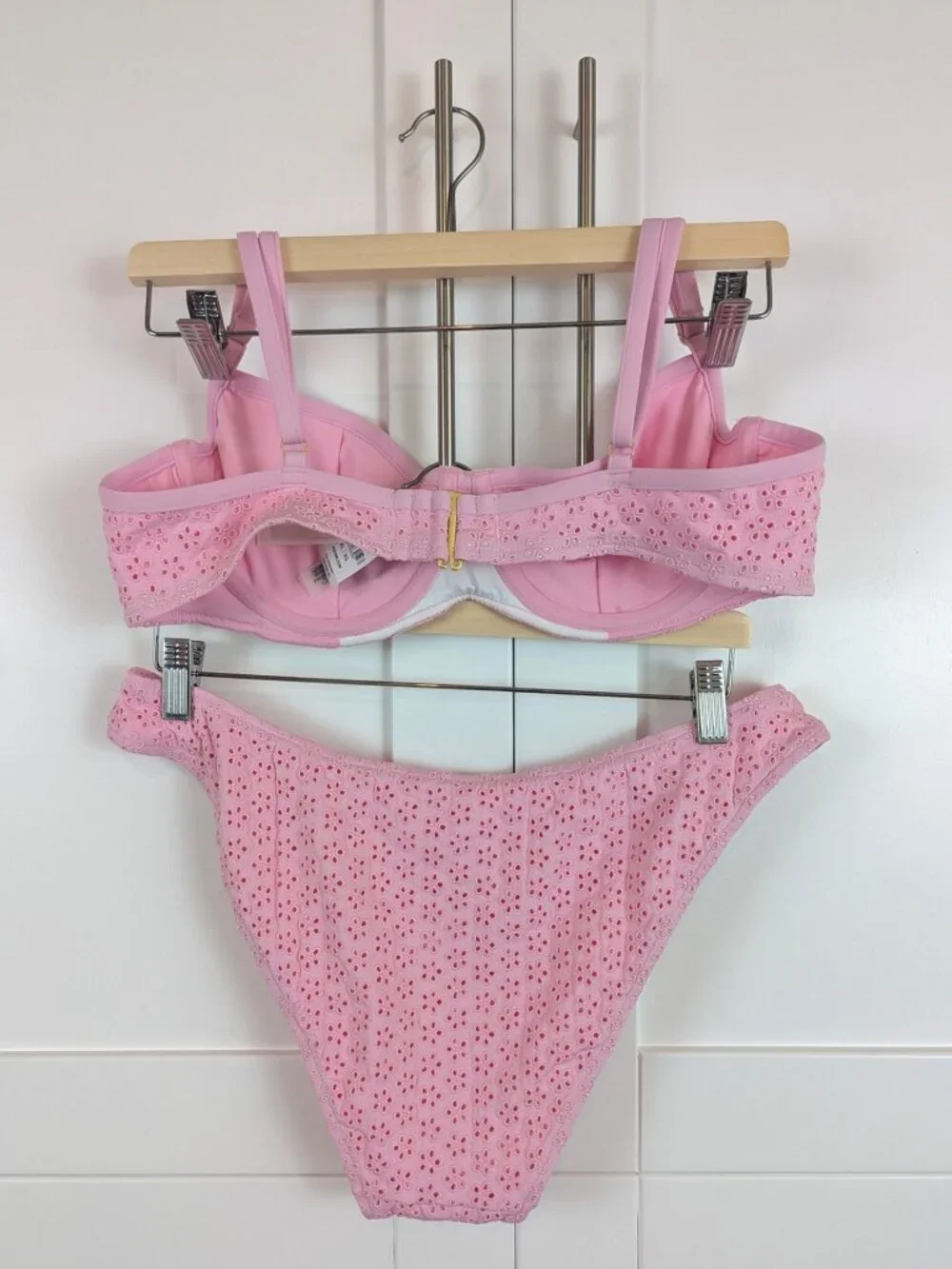 PINK X Frankies Bikinis Eyelet Bikini Set Pink Underwire Lace Cheeky Size XL